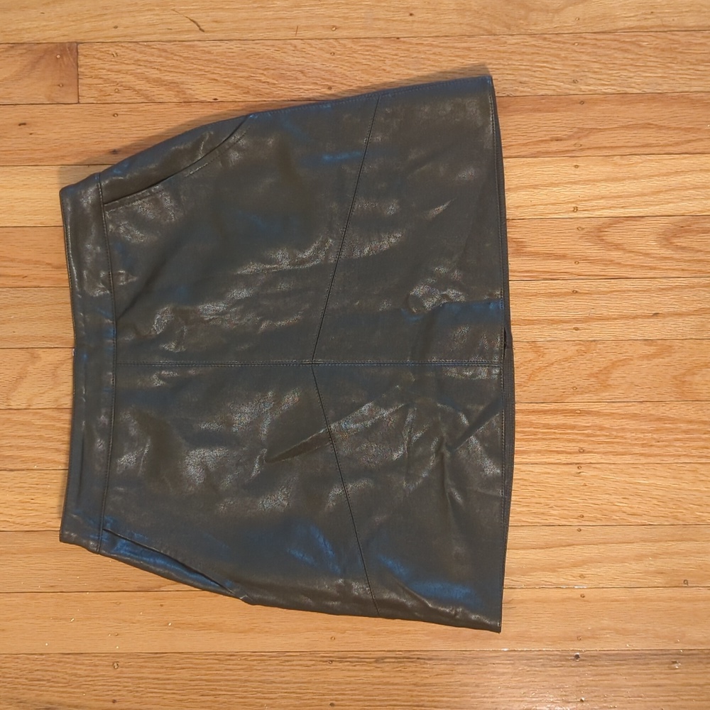 Lulu's Harley Olive Green Vegan leather mini skirt